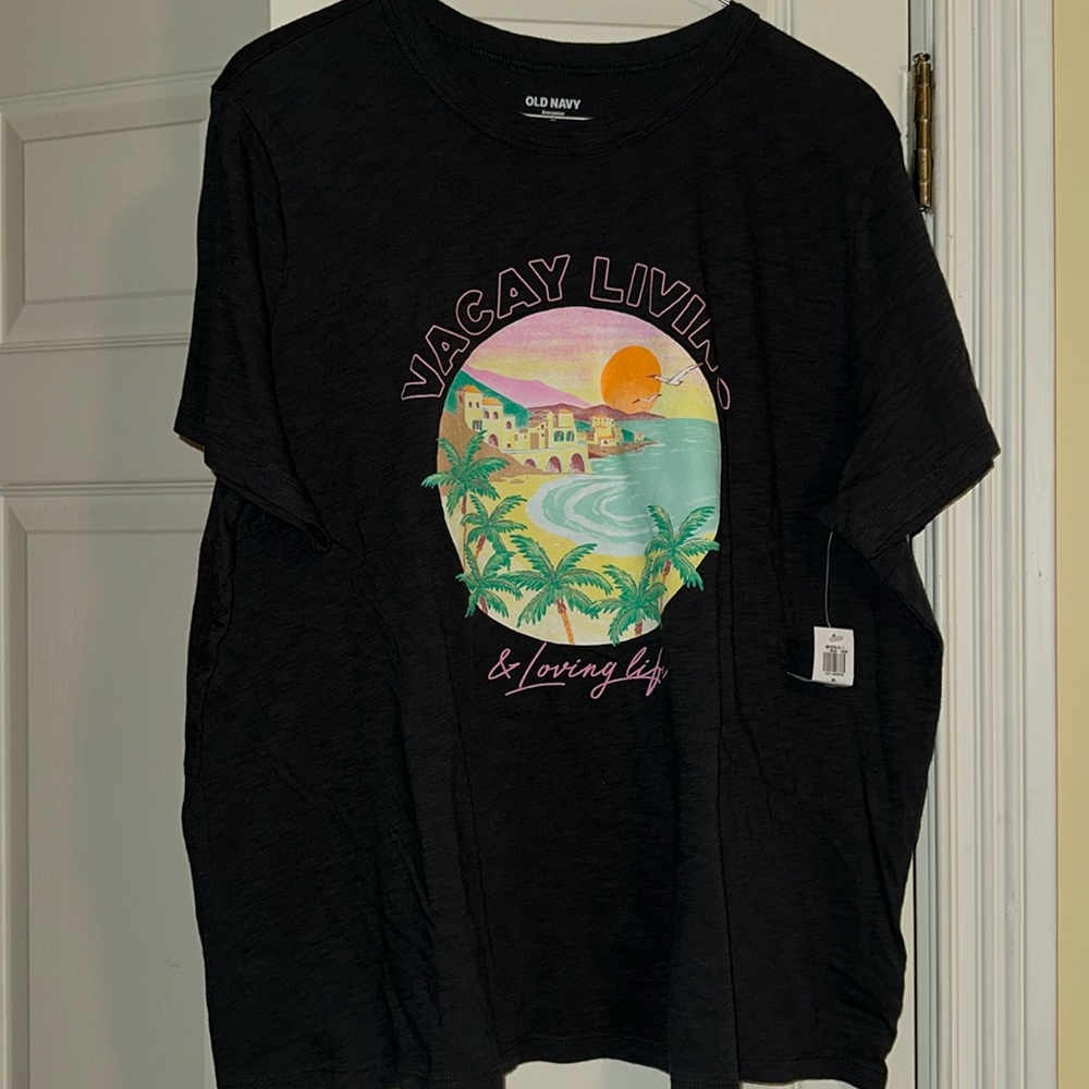 Old Navy Women’s Charcoal Short Sleeved T-Shirt XL NWT Vacay Living Palm Trees